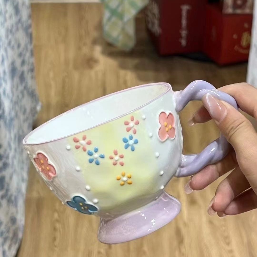 手绘浮雕早餐杯可爱咖啡杯家用陶瓷马克杯