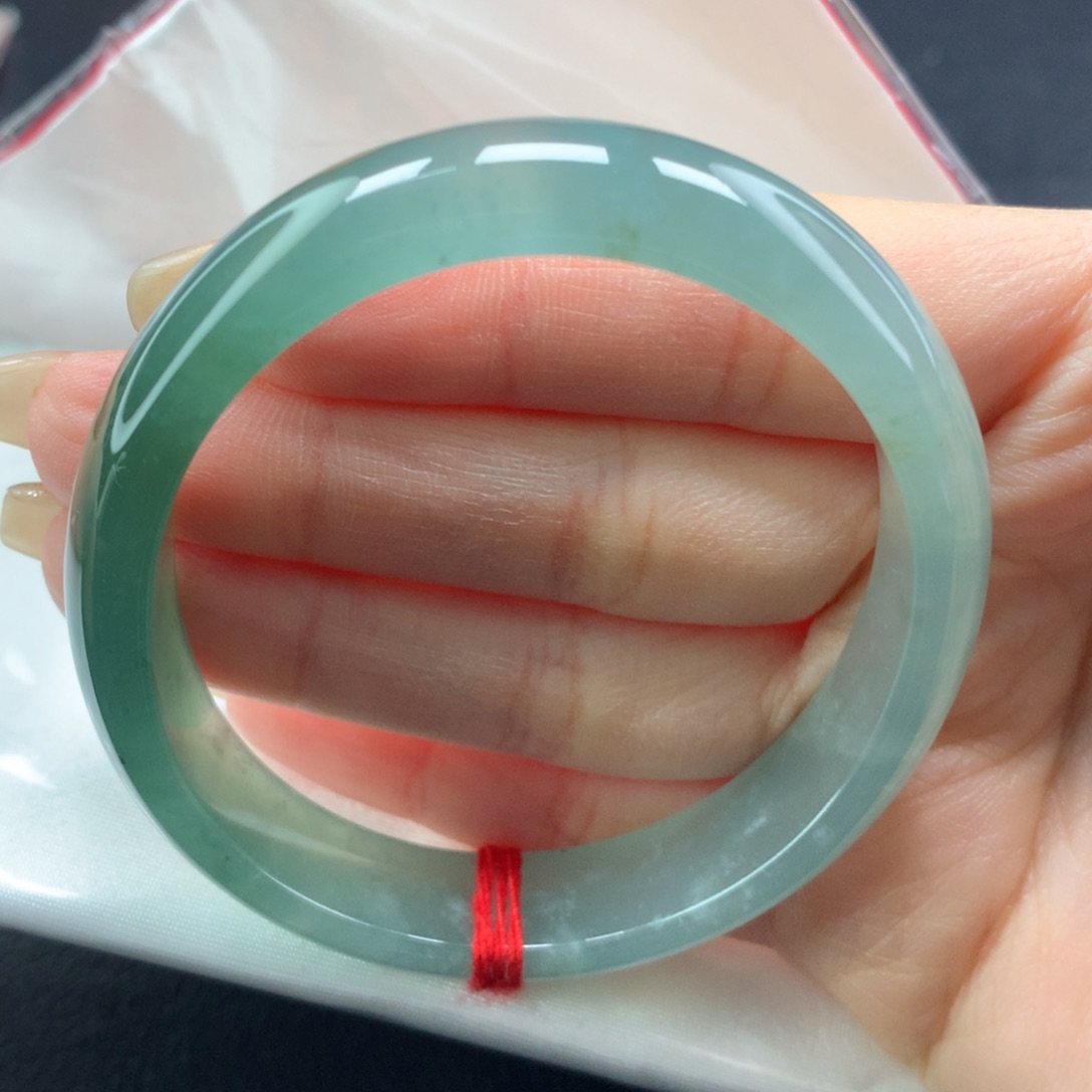 翡翠手镯未镶嵌（25号）（贵妃）正圈53-54可戴