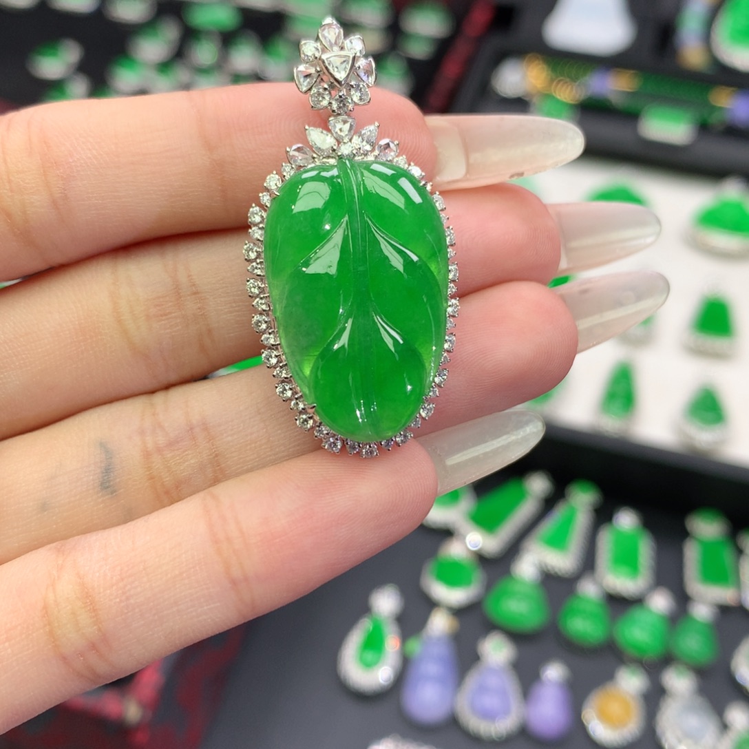 翡翠18K金镶嵌吊坠(不含链)