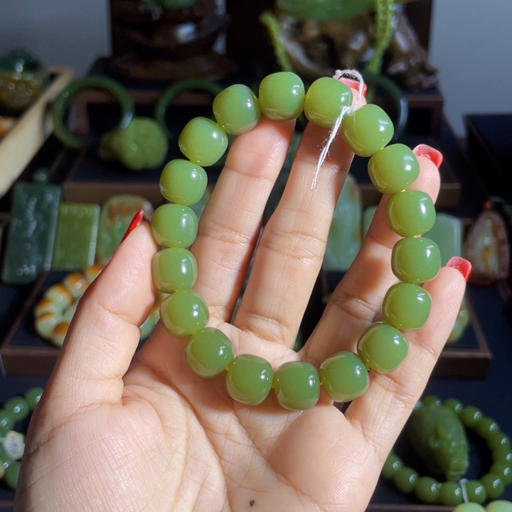 石***儿手链未镶嵌和田玉