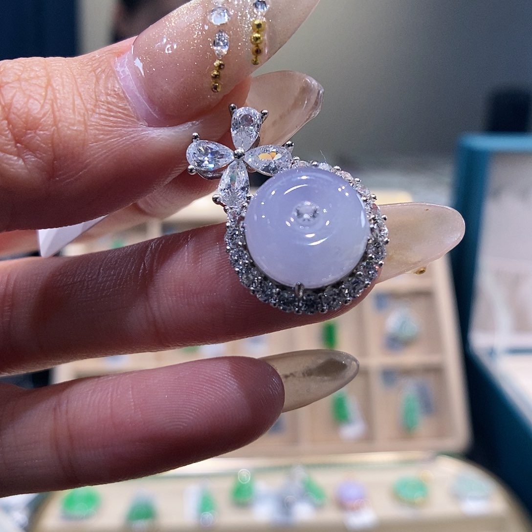 翡翠吊坠(不含链)银S925镀金镶嵌平安扣