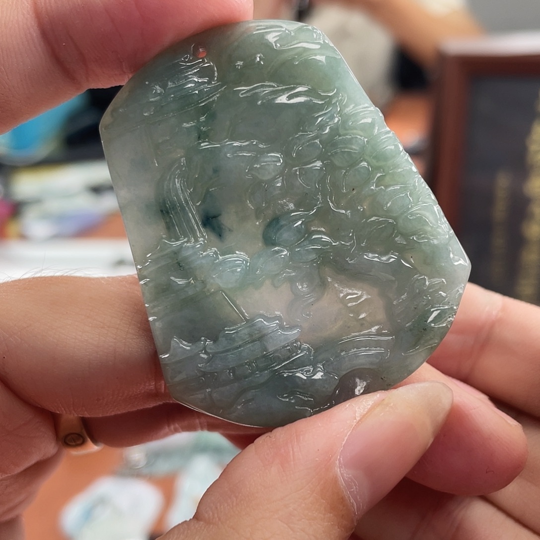 翡翠未镶嵌颈饰翡翠