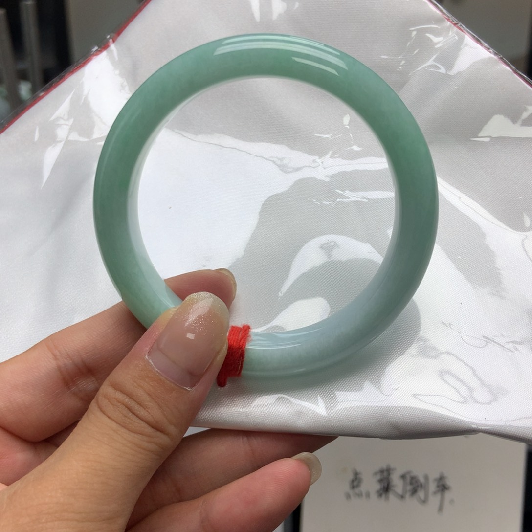 翡翠手镯未镶嵌26号48小时鉴赏期