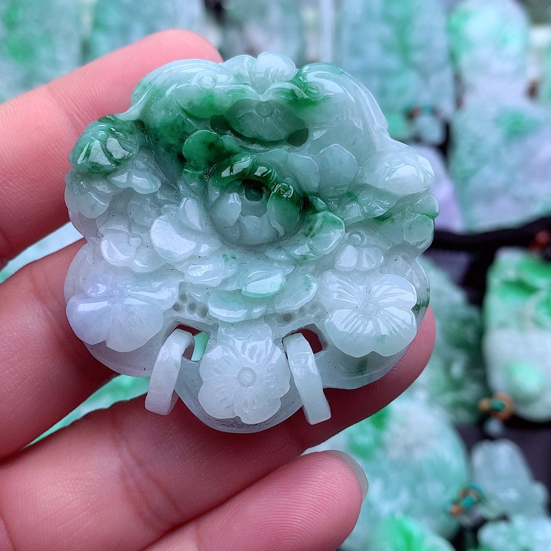 翡翠吊坠(不含链)未镶嵌