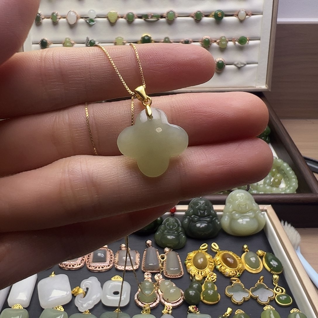 和田玉银S925镶嵌吊坠(赠链)