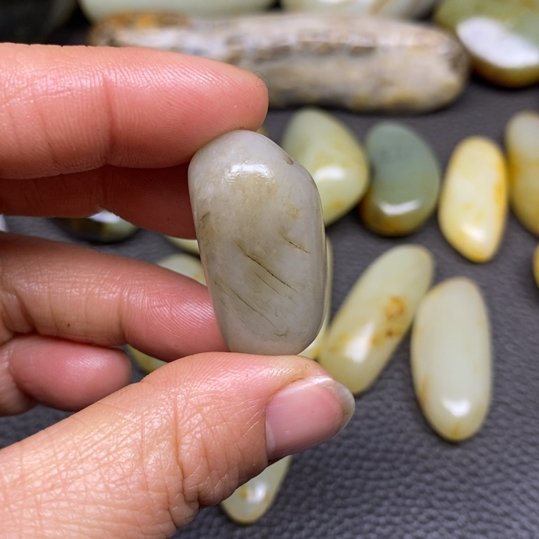 和田玉挂件^_^未镶嵌