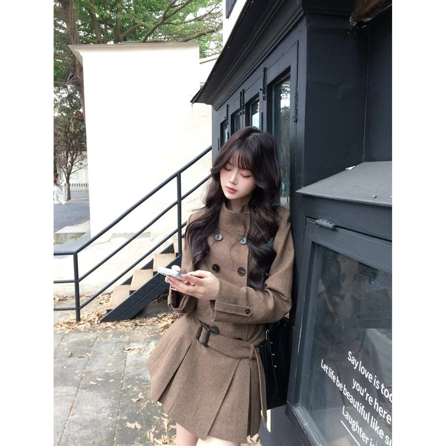 复古千金双排扣收腰绑带连衣裙女2025年新款气质百褶下摆长袖裙子