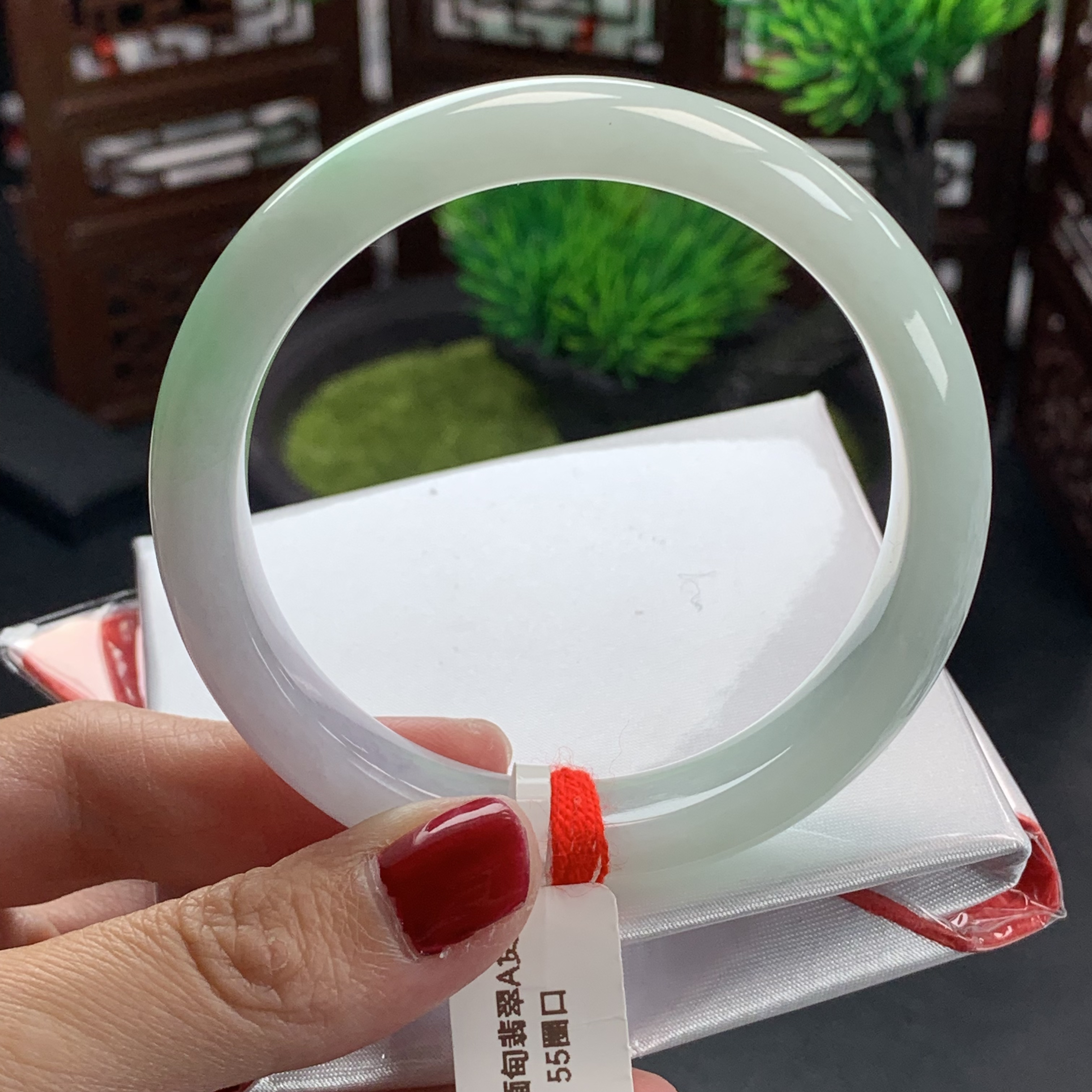 天然缅甸翡翠A货手镯55圈口冰润淡春彩正圈