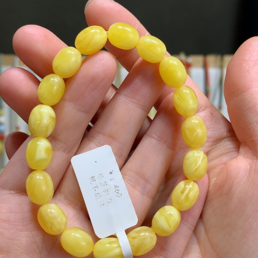 蜜蜡手链未镶嵌枣珠