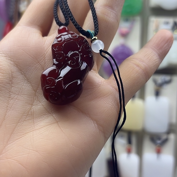 聚***唐玛瑙/玉髓未镶嵌颈饰