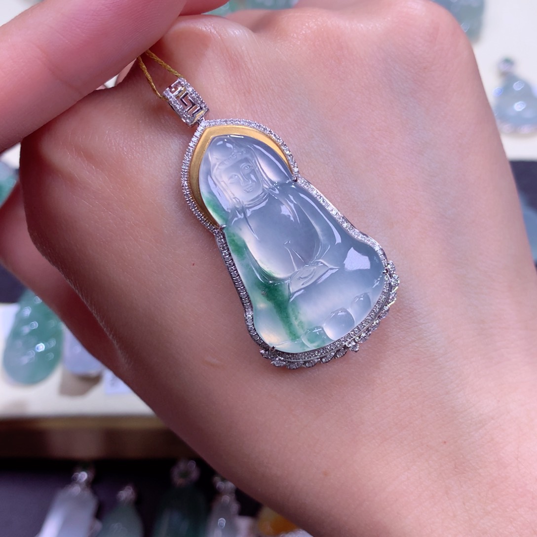 翡翠颈饰18K金镶嵌转***雅观音