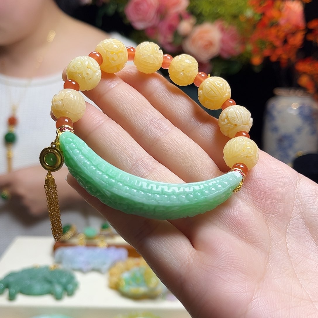 翡翠颈饰未镶嵌设计款