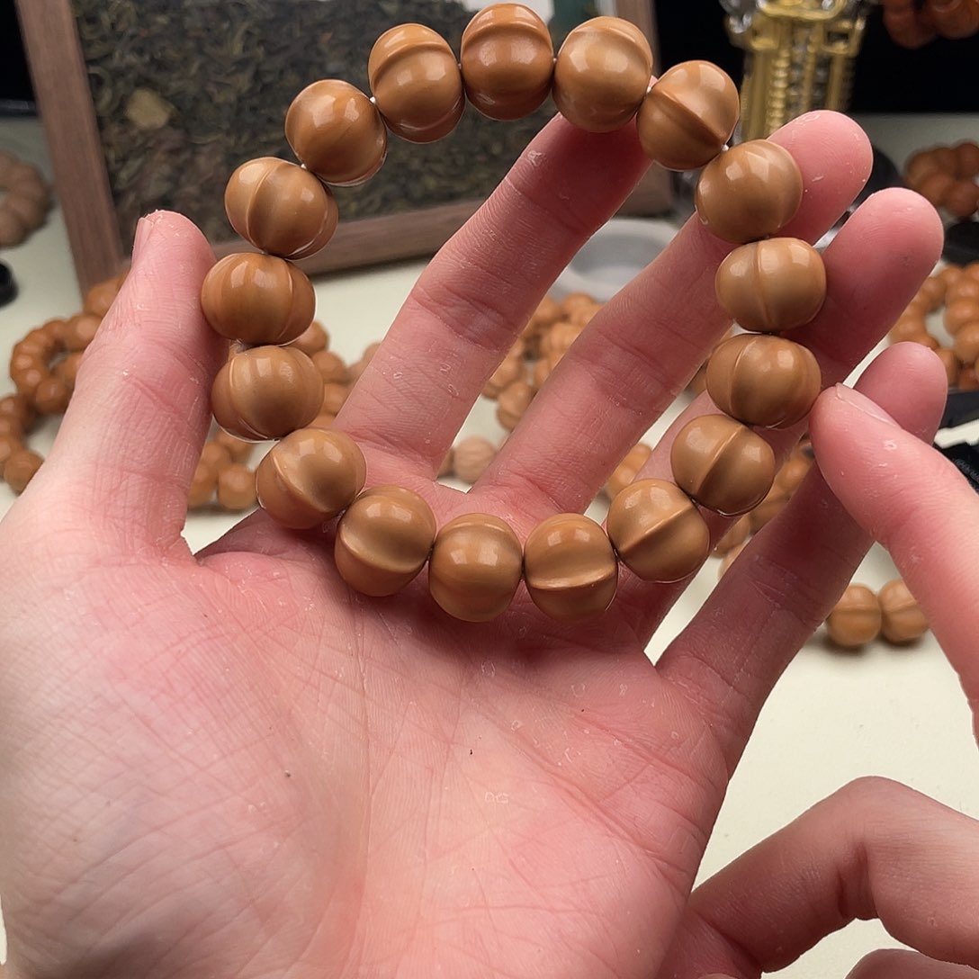 猴头核桃手串全品聚宝盆大鲨鱼