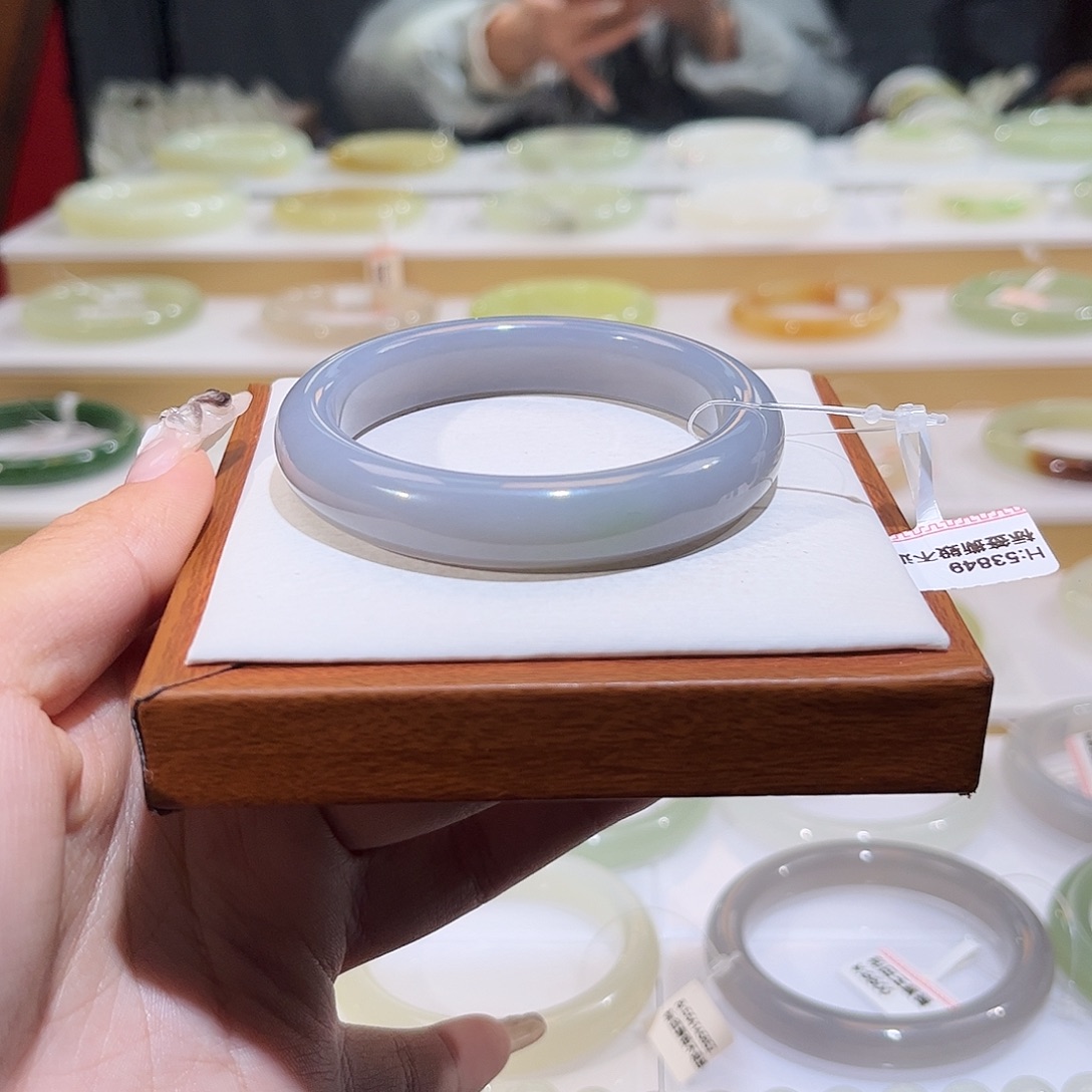 和田玉未镶嵌手镯满圈紫带翠