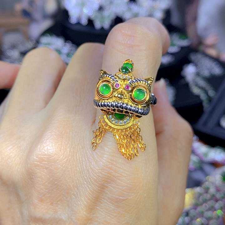 翡翠戒指银S925镶嵌天然翡翠