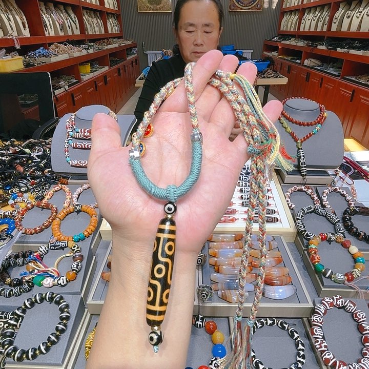 未镶嵌玛瑙/玉髓珠宝奇石