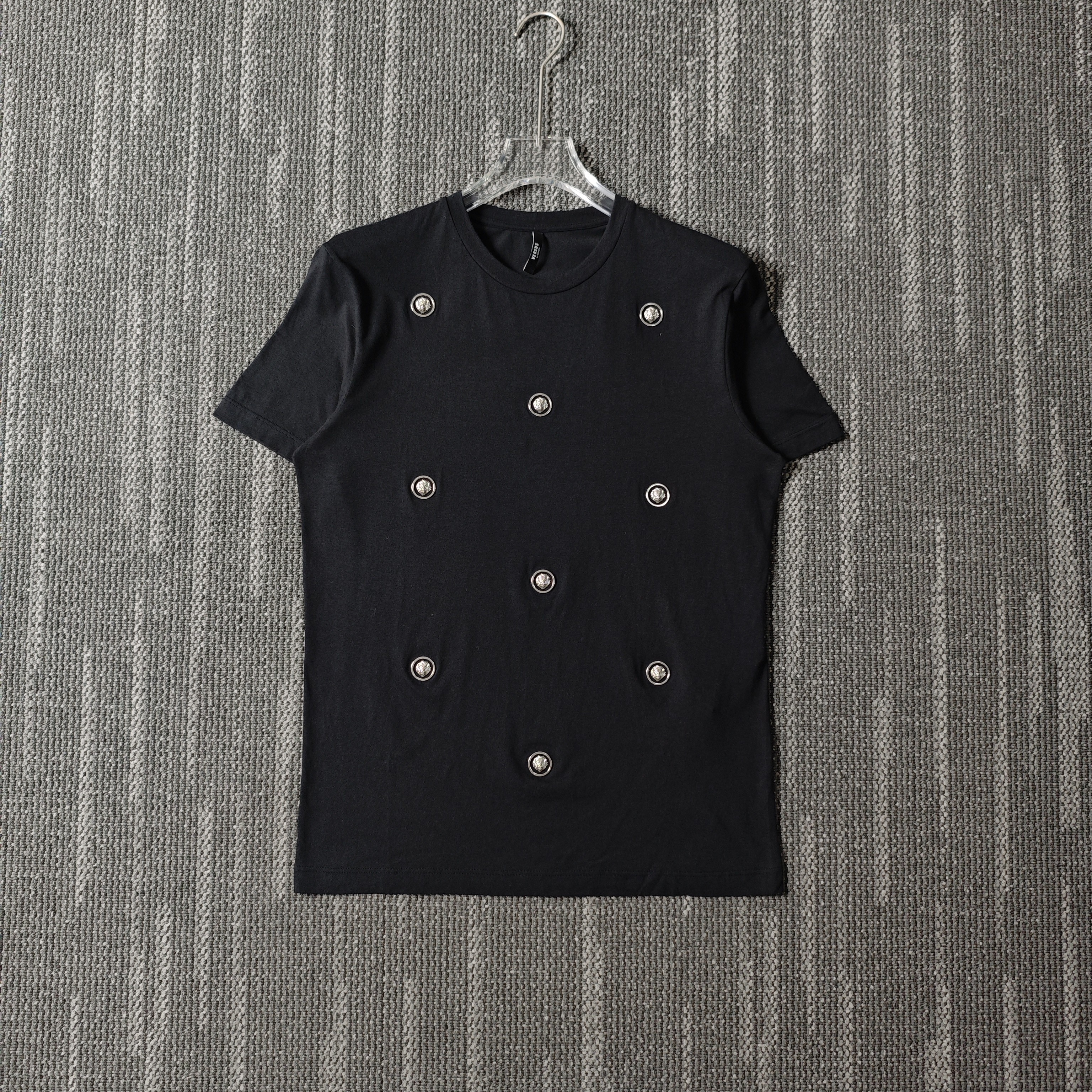 99新 VERSACE/范思哲 立体铆钉logo圆领短袖T恤/M码/9609