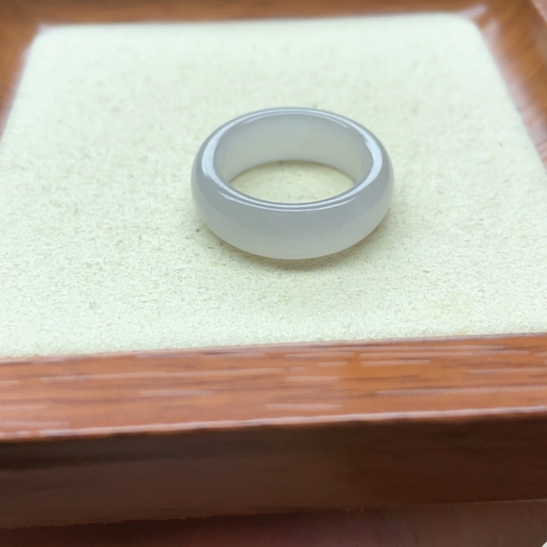 和田玉戒指未镶嵌南****A冰紫小轮胎16号