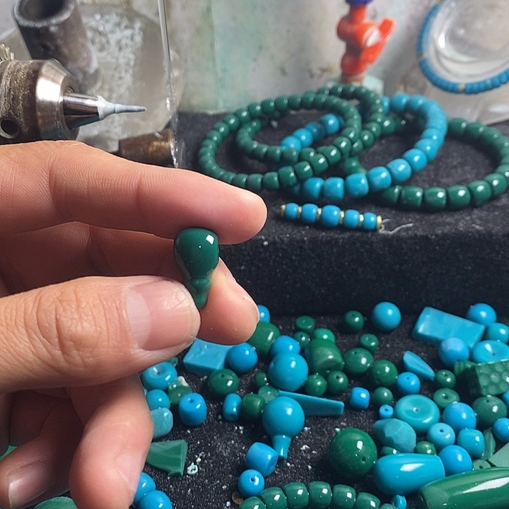 璞***草石英石磁石卡10老油绿三通一个