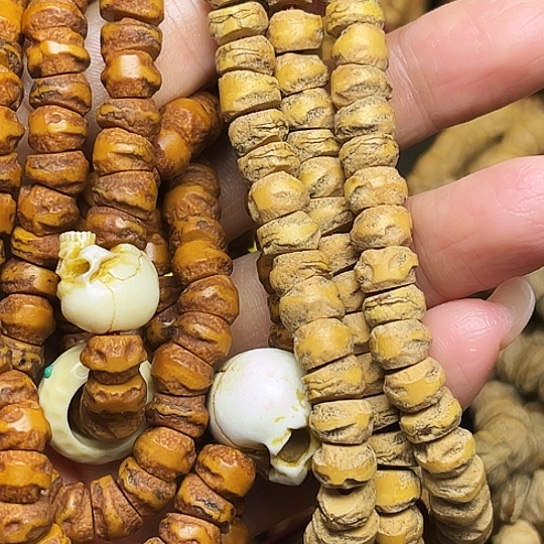 ****e吊坠柏香籽/百香籽