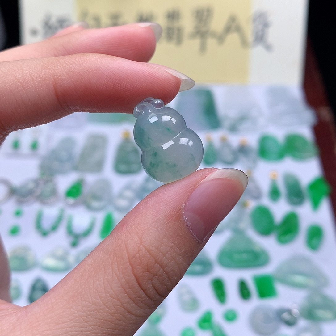 翡翠裸石缅甸天然A货翡翠冰种葫芦