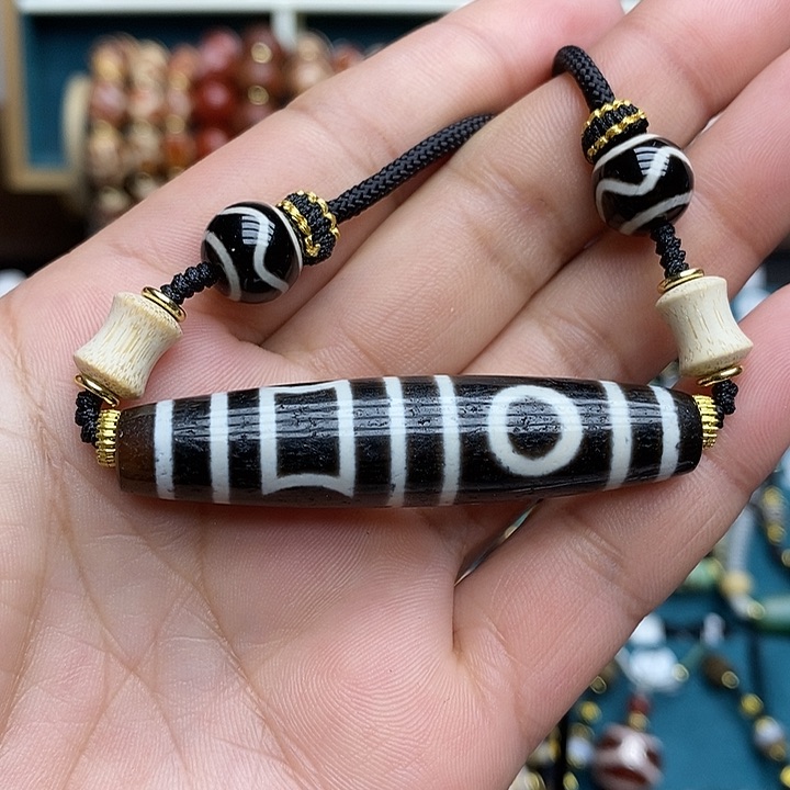 玛瑙/玉髓颈饰合金