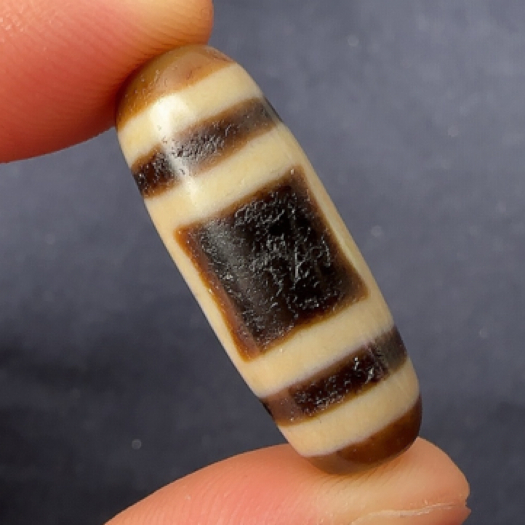 上肯天地锁骨玛瑙珠29/10mm