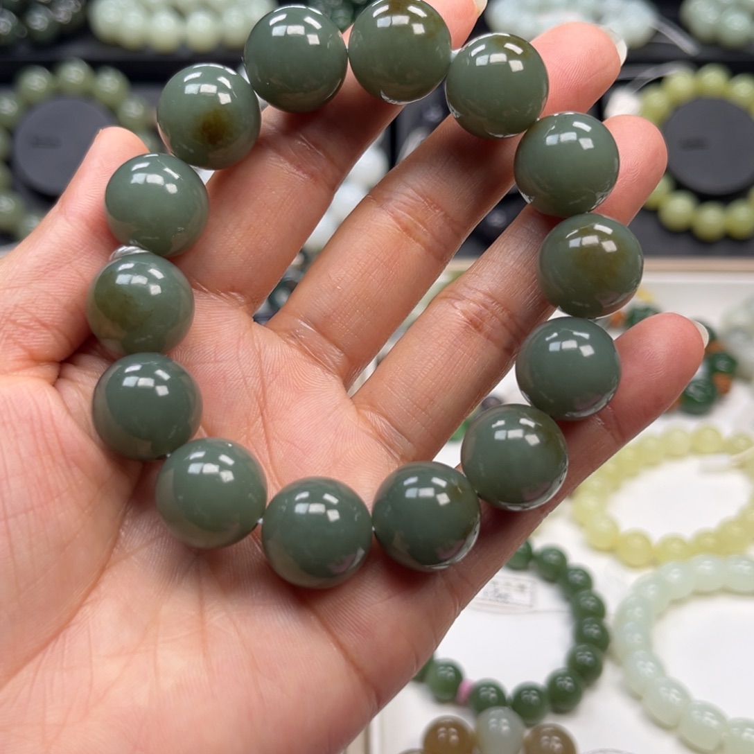 手链未镶嵌和田玉