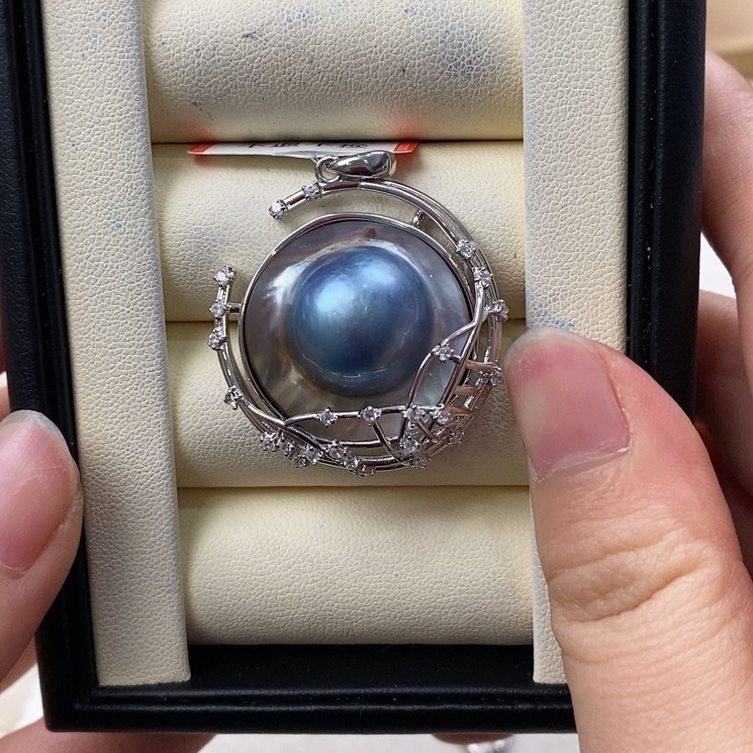 拼合珍珠（马贝珠）颈饰银S925镶嵌