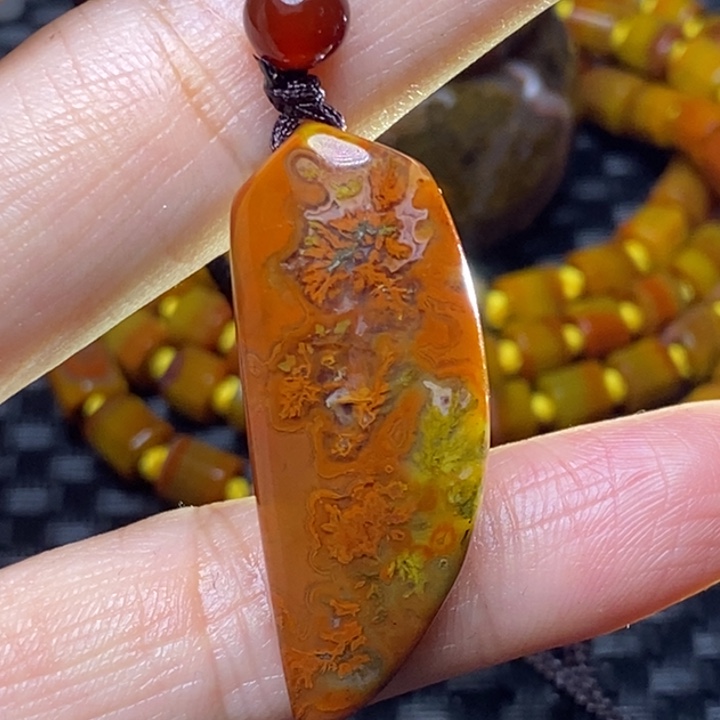 玛瑙/玉髓颈饰未镶嵌