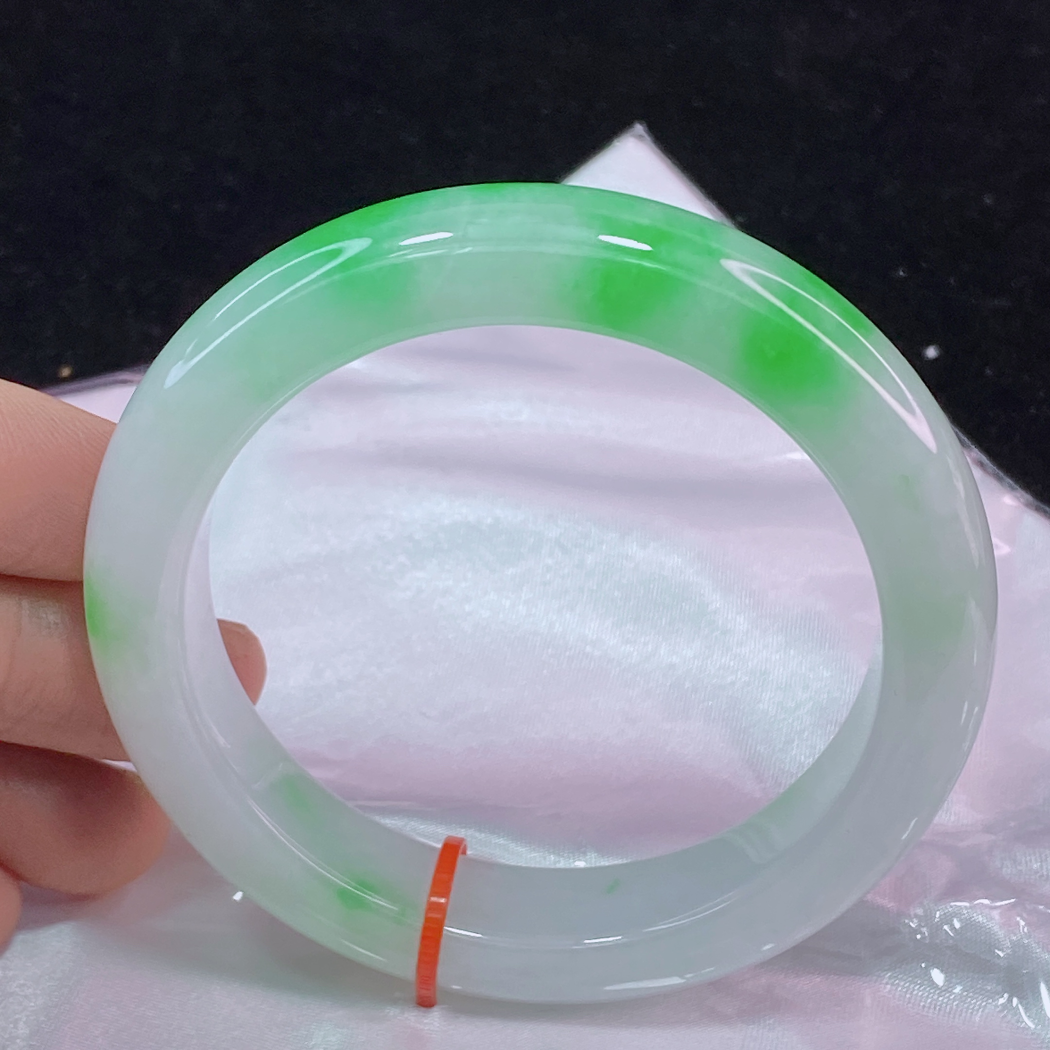 缅甸天然A货翡翠手镯冰透正阳绿高品质高质量高货毕业5758圈口