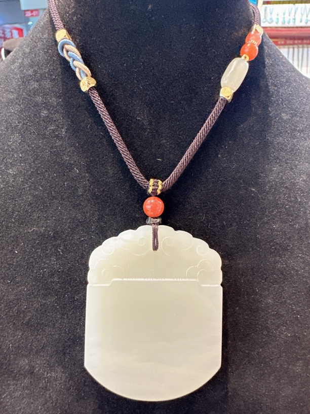 无事牌男女通用经典款式和田玉 