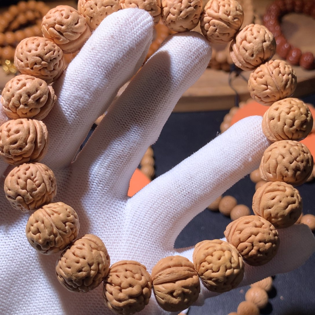 超***桃核手串核王大爆肉16尺寸