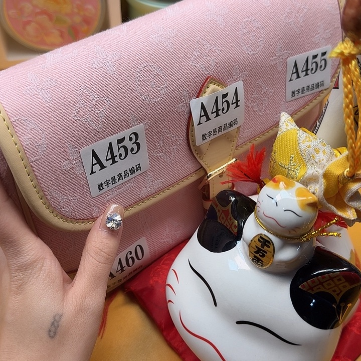 瓷片瓷片对对对对啊啊啊