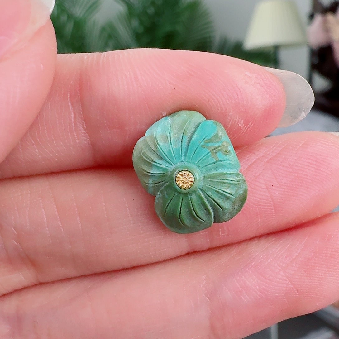 未镶嵌绿松石珠宝奇石