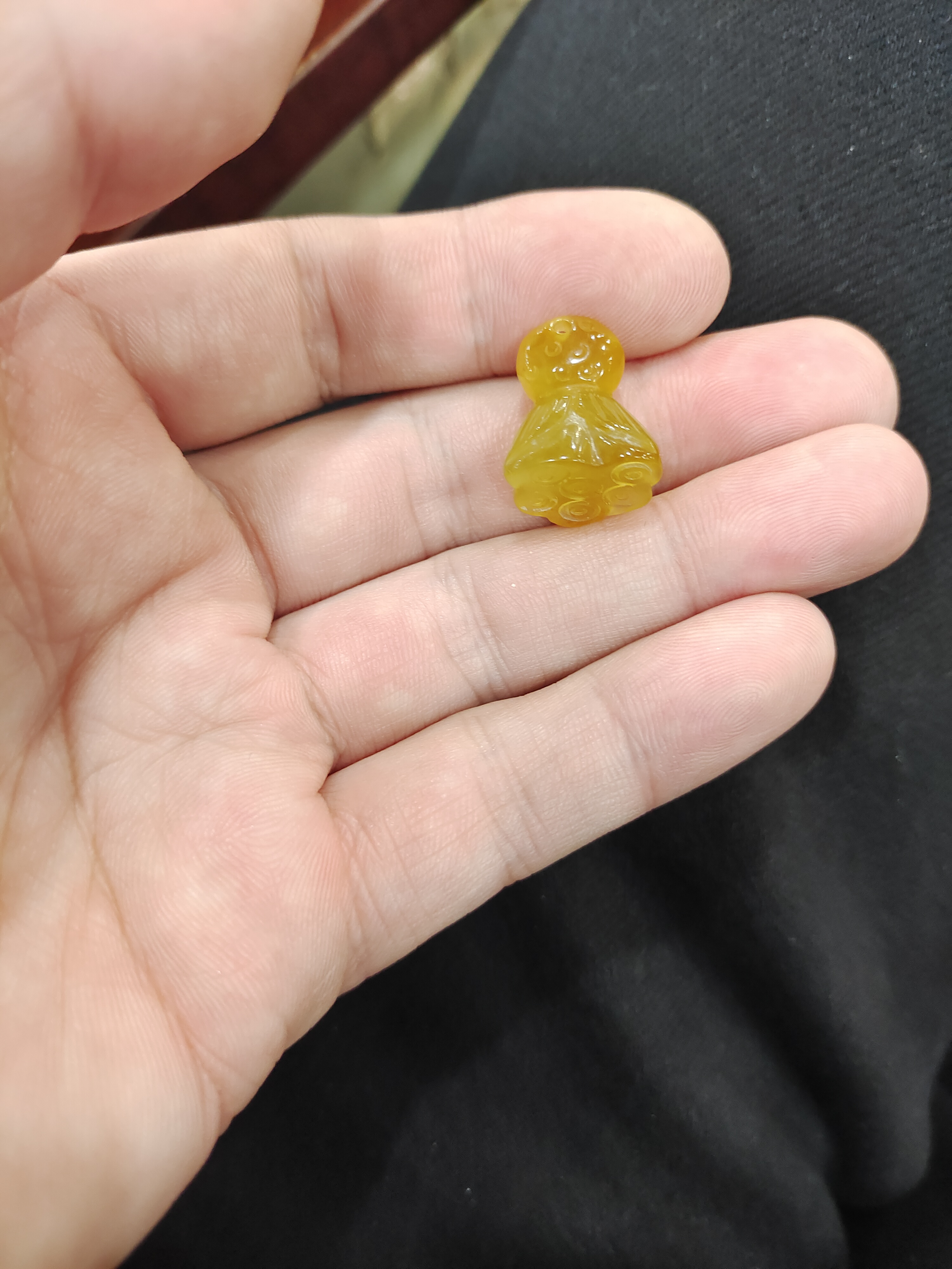 天然花玉  手工立体雕刻   莲蓬