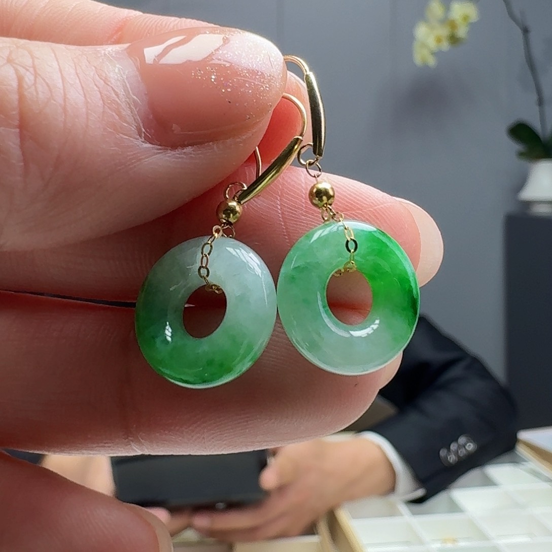 翡翠耳饰18K金镶嵌天然