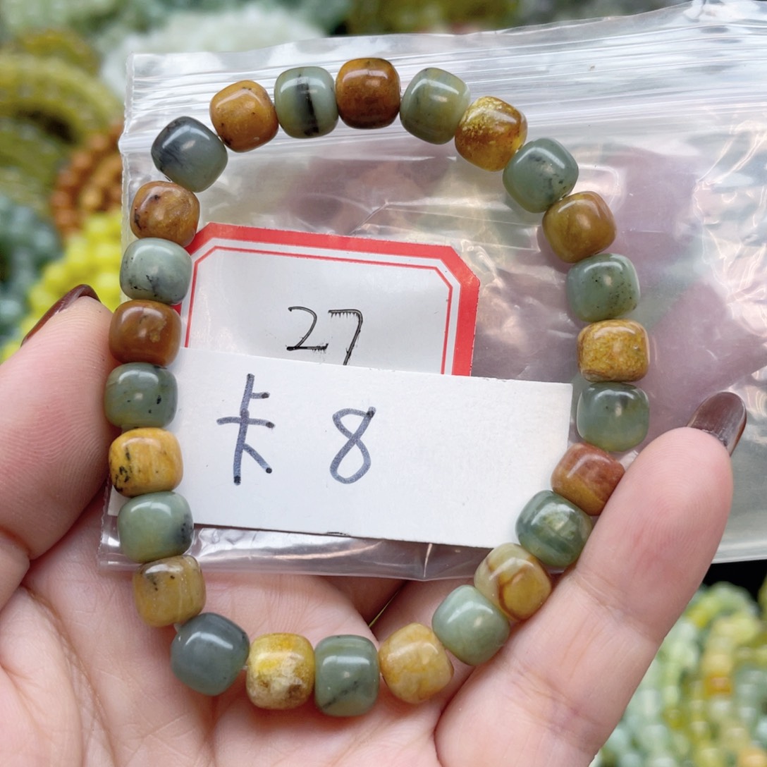 未镶嵌蛇纹石玉手链