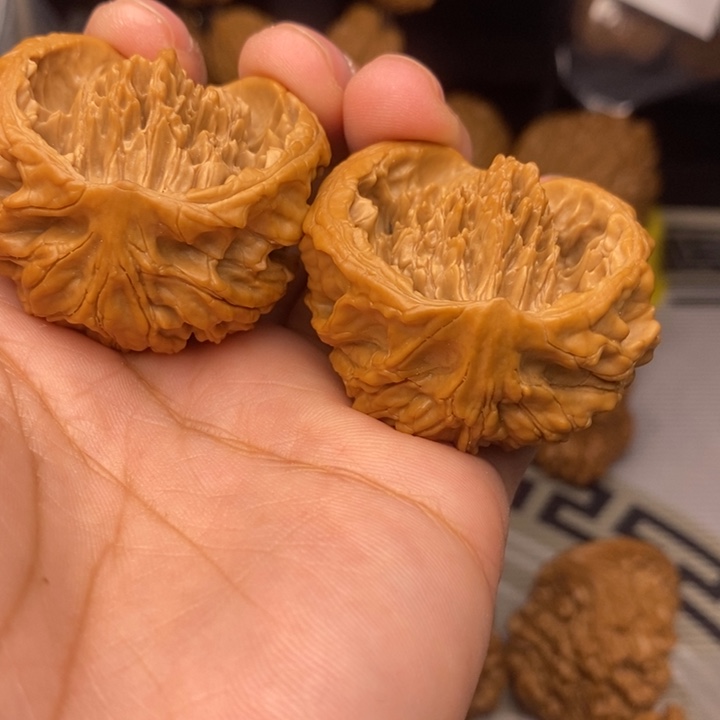 吊坠文玩核桃A****）聚宝山