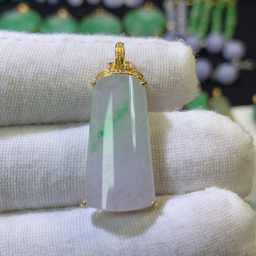 翡翠颈饰18K金镶嵌y***n