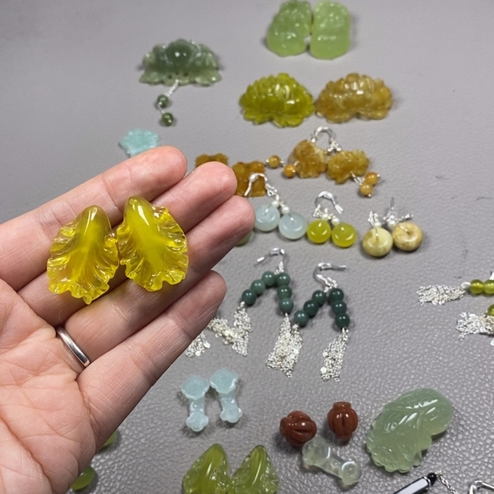 蛇纹石玉未镶嵌挂件耳饰耳环项链