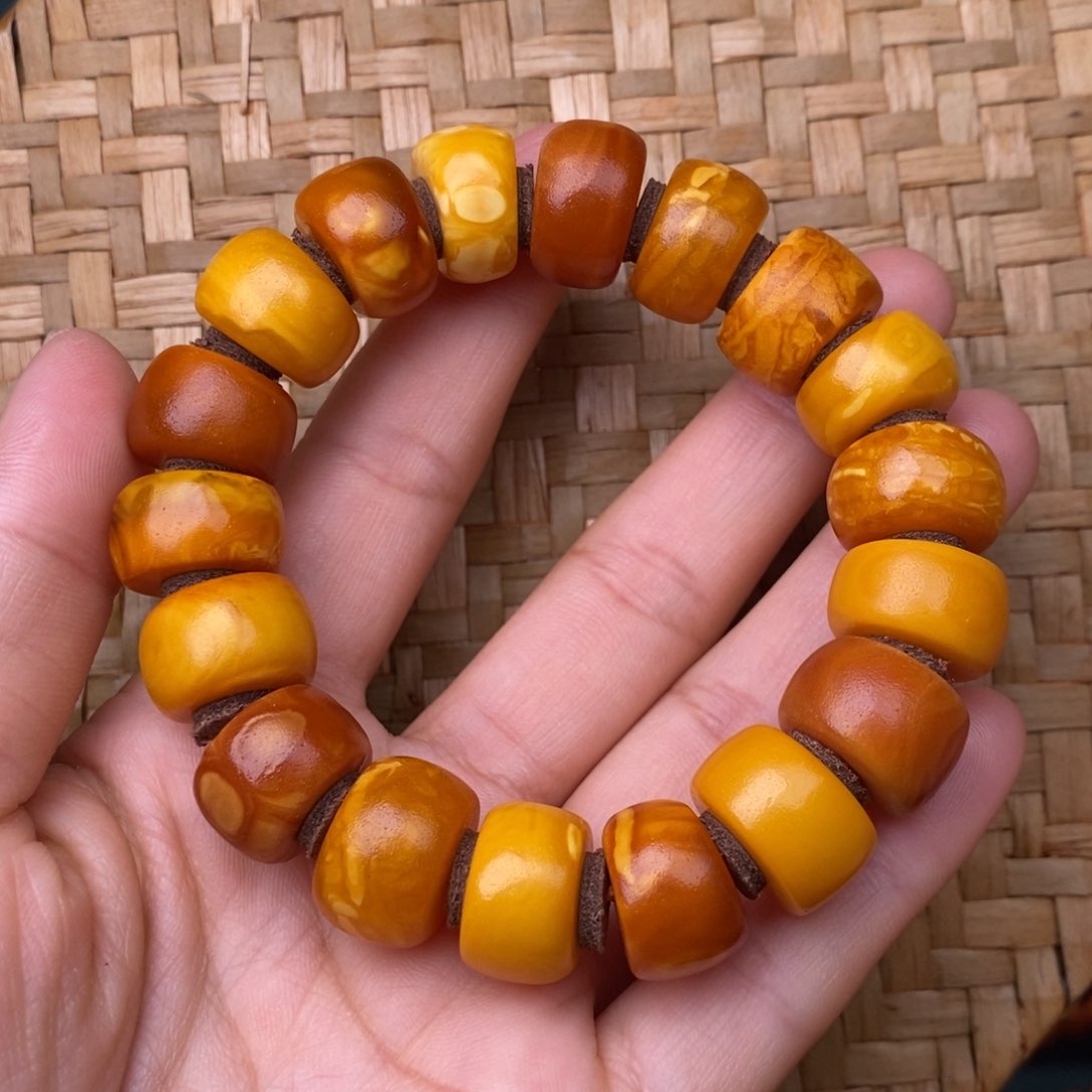 蜜蜡裸石未镶嵌蜜蜡