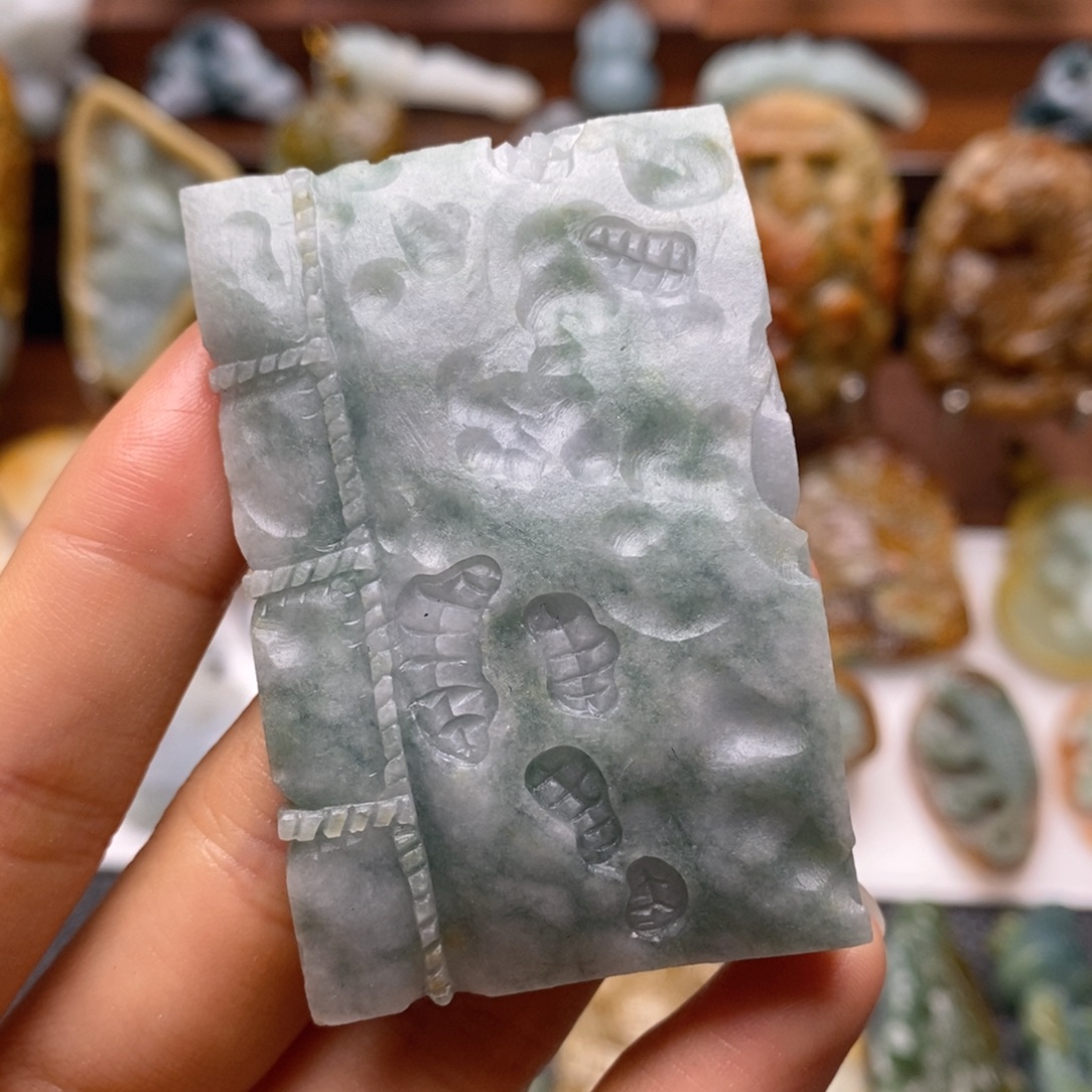 定制翡翠未镶嵌翡翠