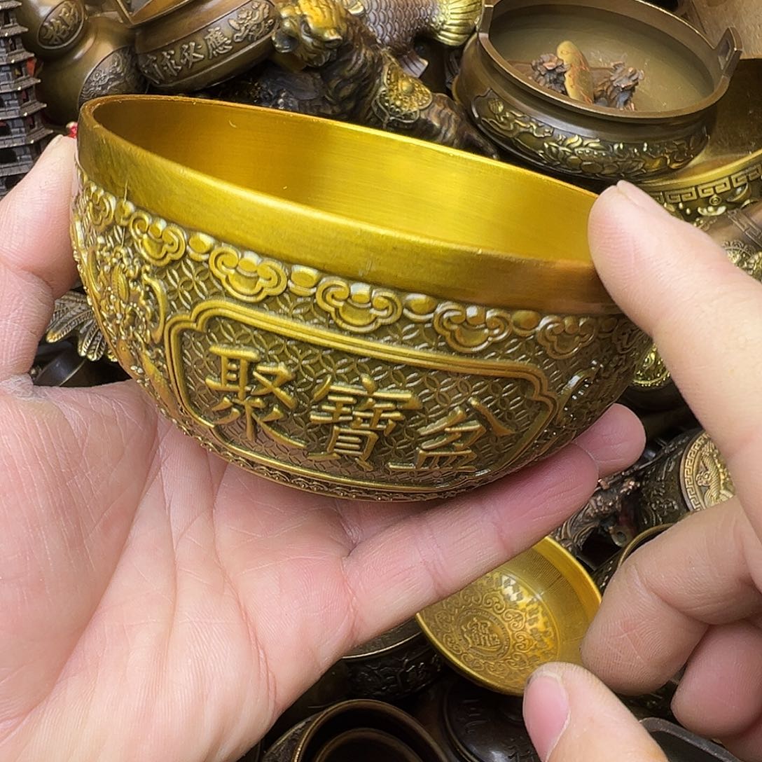 精品铜器，精美文玩