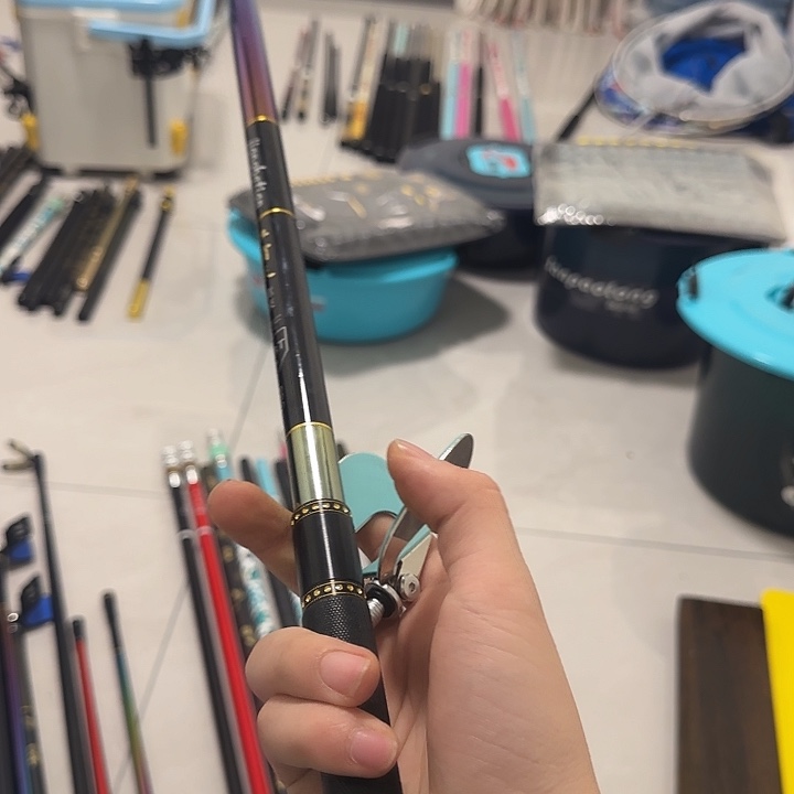 100支架带蝴蝶头一个