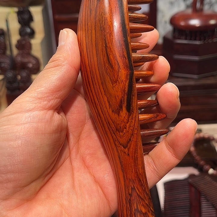 黄花梨/降香黄檀红木插齿按摩梳子