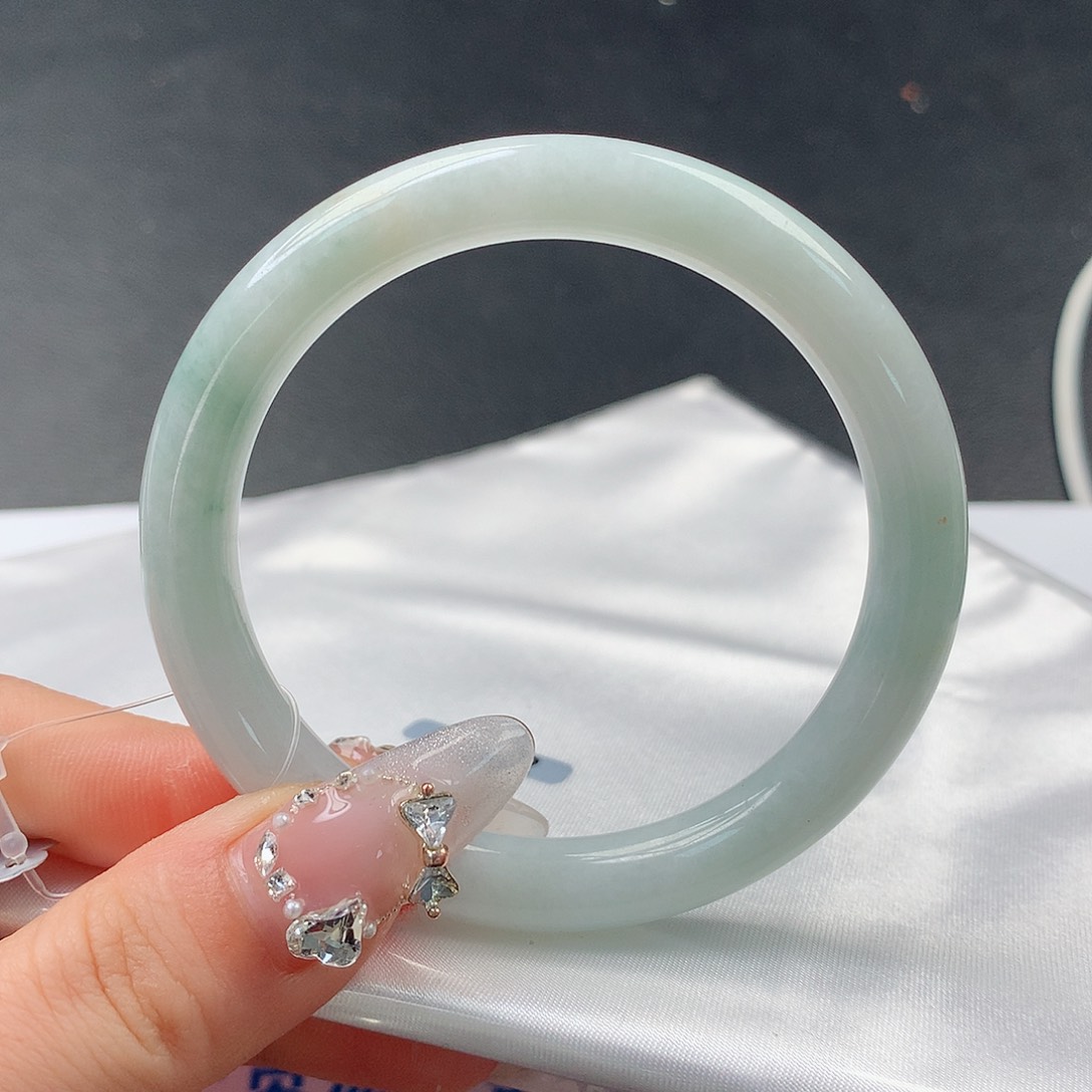 翡翠手镯未镶嵌42圆53.6