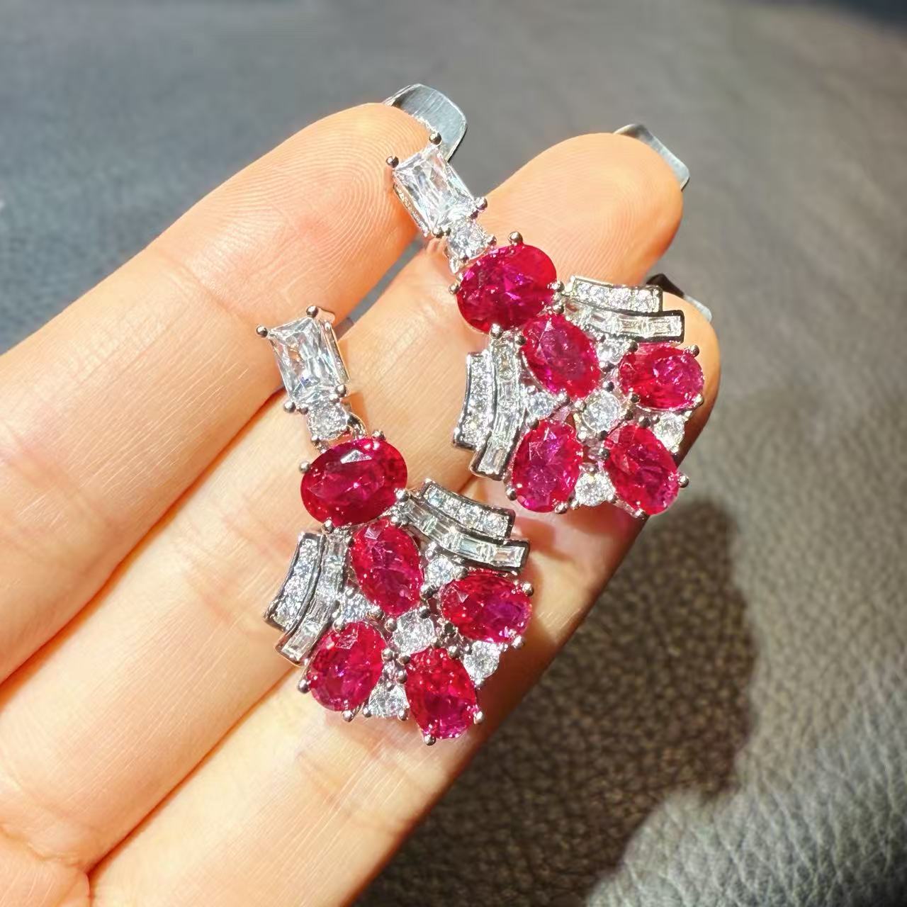 典藏轻奢-红宝石-高精切宝石耳钉YC-1391