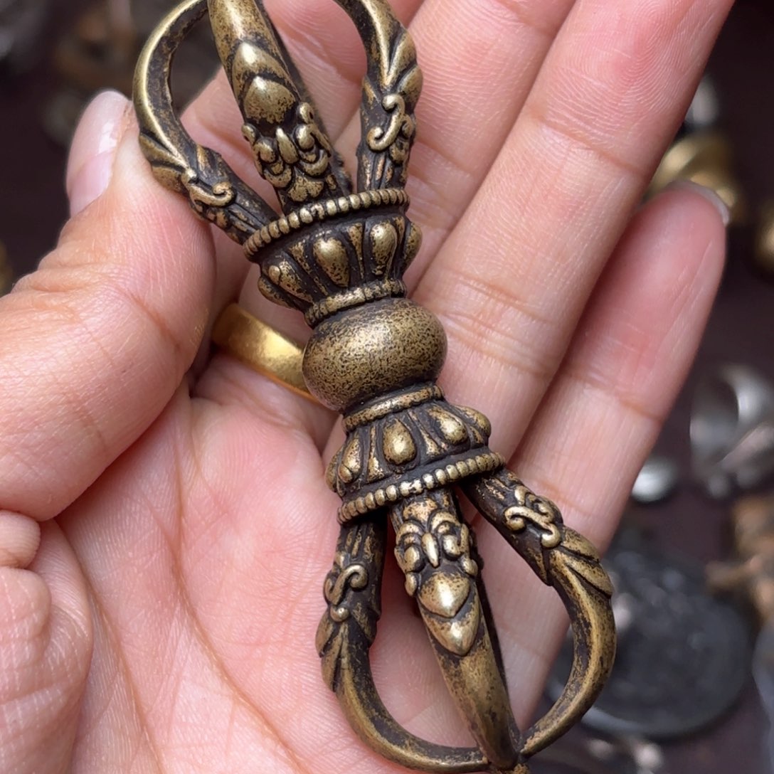 铜星月菩提吊坠项链