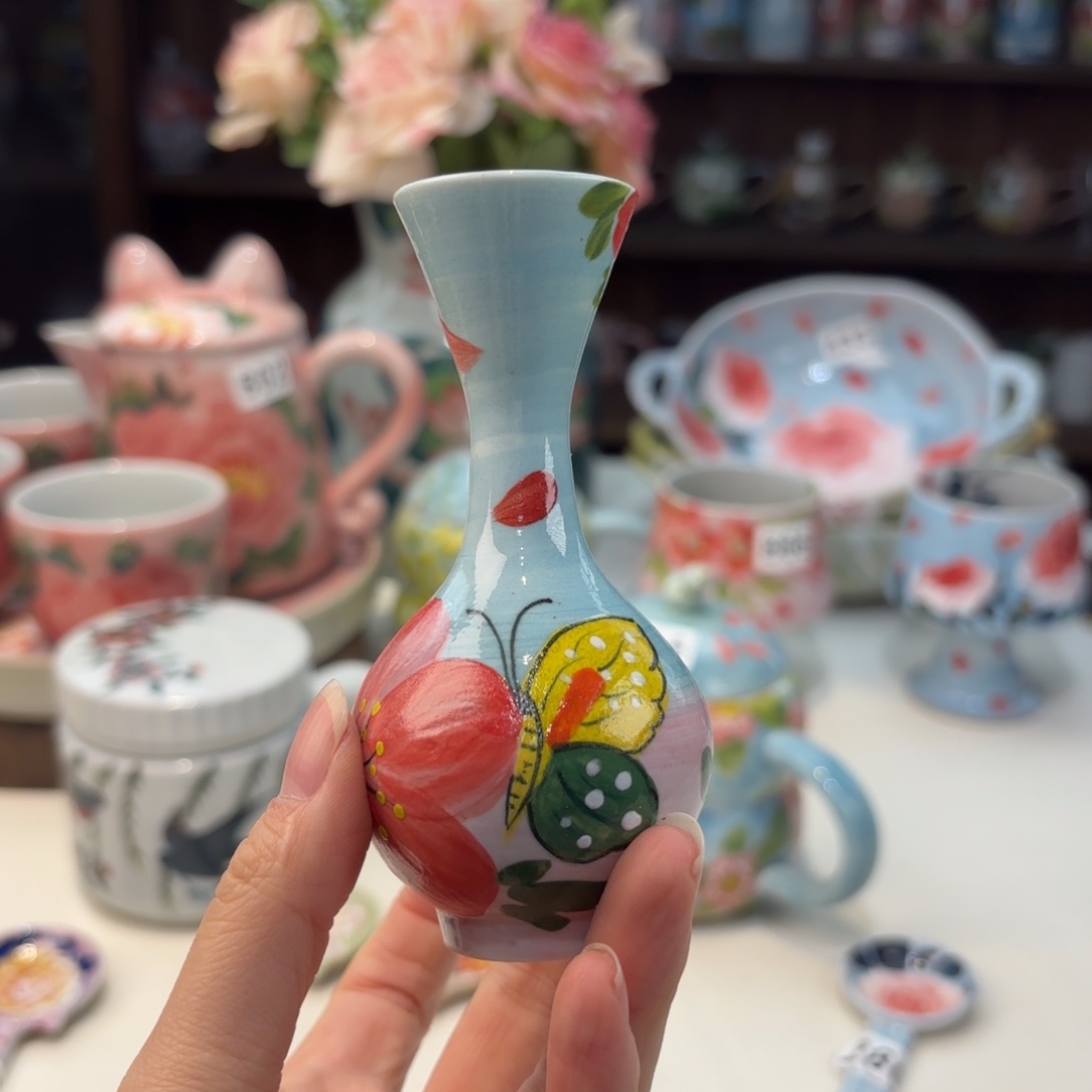 瓷片兔兔好可爱啊